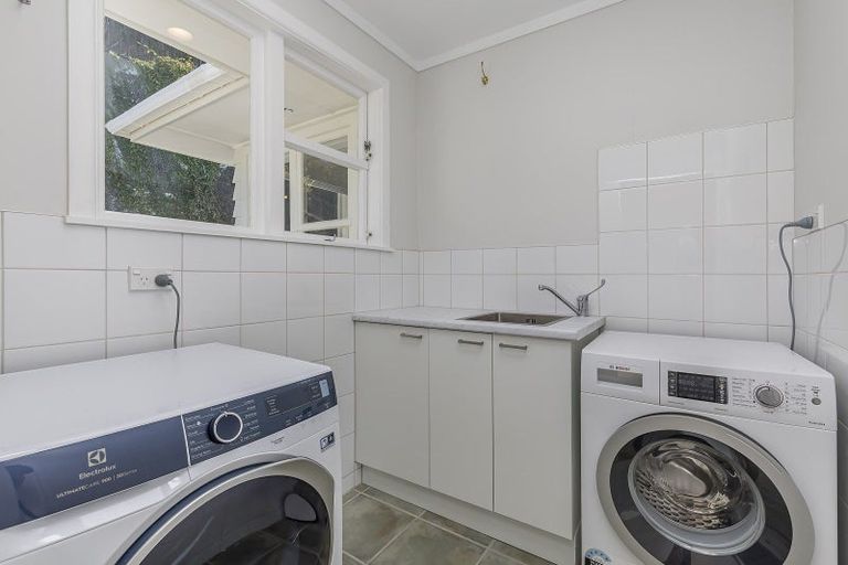 Photo of property in 41 Revans Street, Miramar, Wellington, 6022