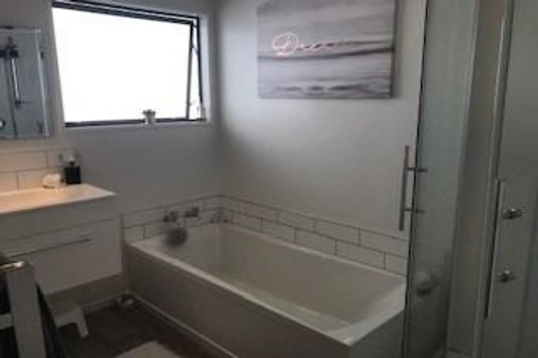 Photo of property in 2/76 Twelfth Avenue, Tauranga South, Tauranga, 3112