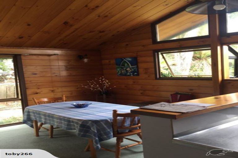 Photo of property in 12 Woodleigh Street, Frankleigh Park, New Plymouth, 4310