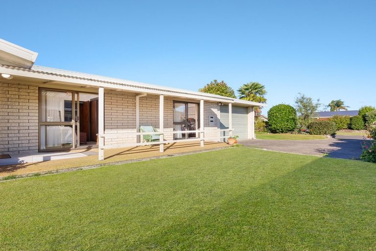 Photo of property in 9 Heron Crescent, Katikati, 3129