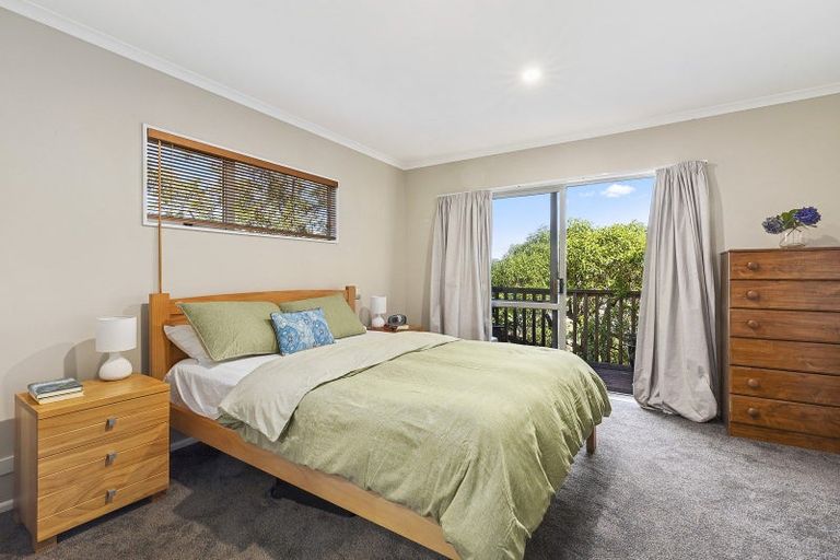 Photo of property in 81 Nevay Road, Miramar, Wellington, 6022