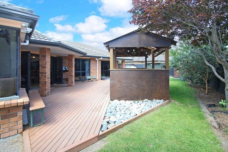 Photo of property in 8 Lockhart Place, Rototuna, Hamilton, 3210