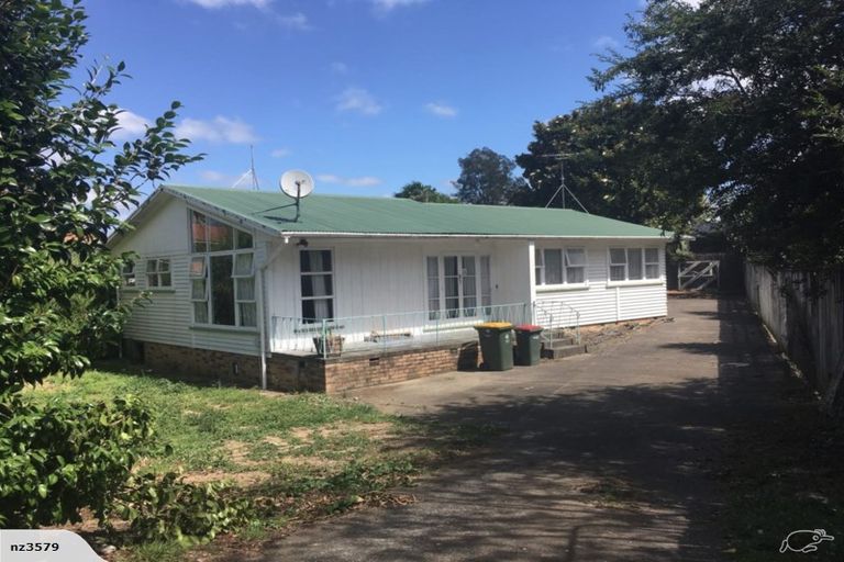 Photo of property in 57 Chatsworth Crescent, Pakuranga Heights, Auckland, 2010