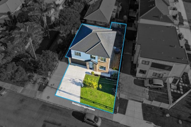 Photo of property in 17a Patons Road, Howick, Auckland, 2014