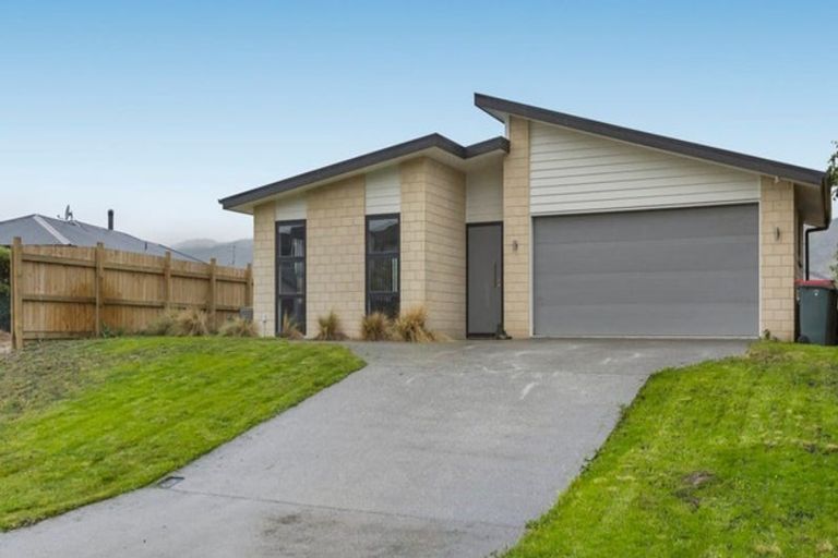 Photo of property in 8 Missy Crescent, Mount Pisa, Cromwell, 9383