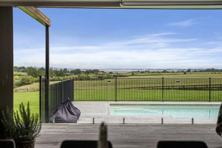 Photo of property in 193 Urquhart Road, Karaka, Papakura, 2580
