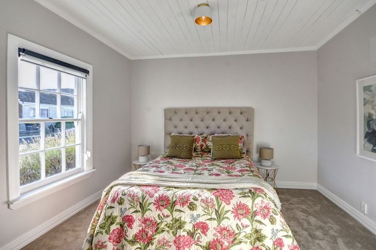 Photo of property in 61 Oxford Street, South Dunedin, Dunedin, 9012