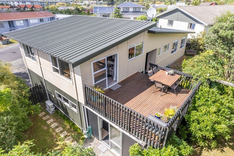 Photo of property in 6 Fathom Lane, Whitby, Porirua, 5024