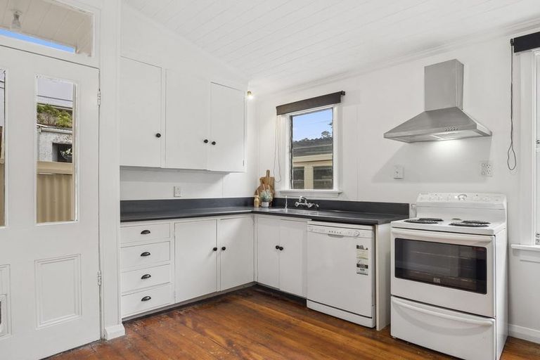 Photo of property in 23 Peel Street, Mornington, Dunedin, 9011