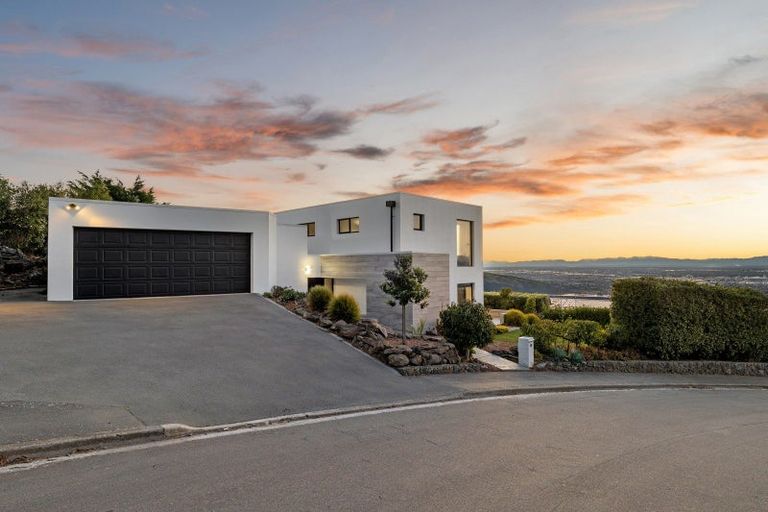 Photo of property in 280 Major Hornbrook Road, Mount Pleasant, Christchurch, 8081