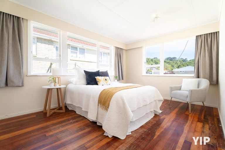 Photo of property in 19 Mahinawa Street, Takapuwahia, Porirua, 5022