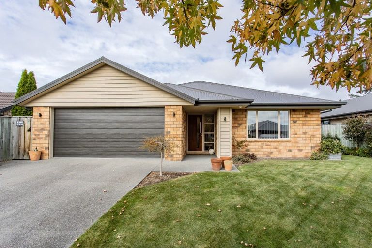 Photo of property in 15 Puaka Street, Pegasus, 7612