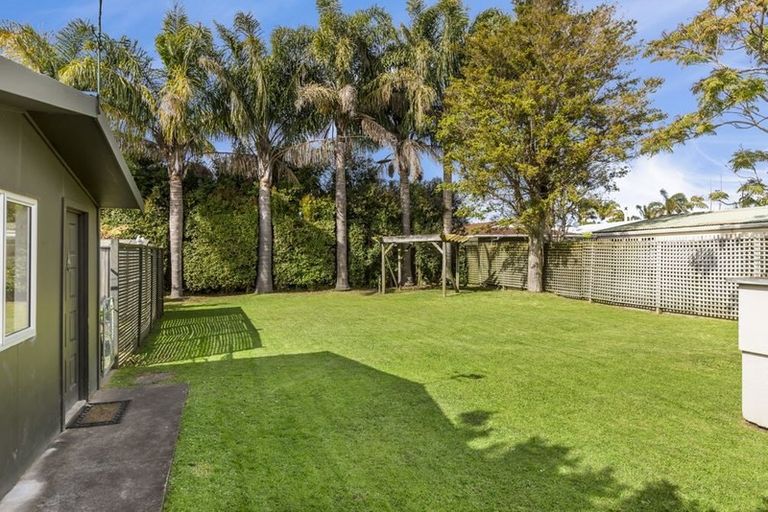 Photo of property in 93 Ladies Mile, Manly, Whangaparaoa, 0930