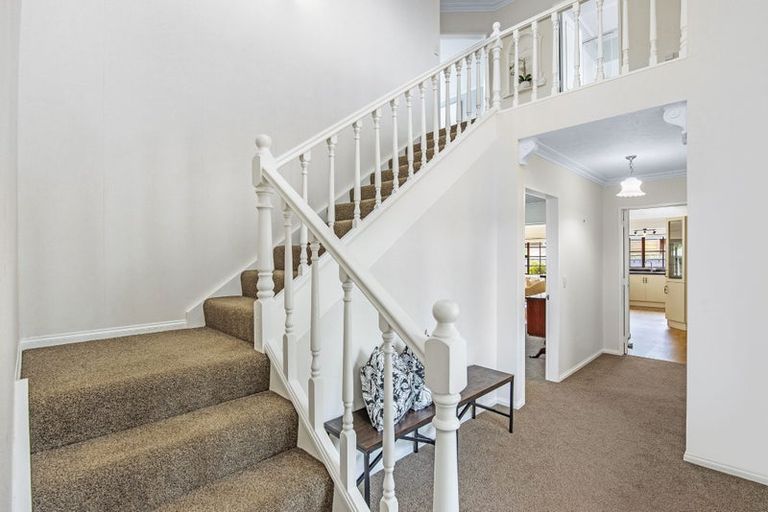 Photo of property in 44 Awanui Drive, Waikanae, 5036