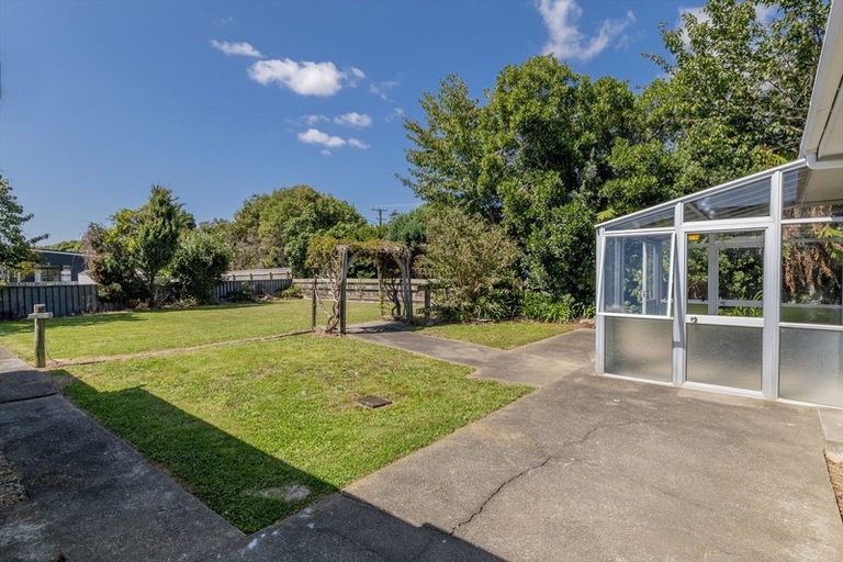 Photo of property in 75 Meadowvale Drive, Levin, 5510