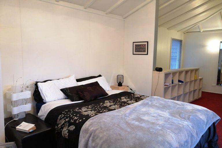 Photo of property in 50 Owhiro Bay Parade, Owhiro Bay, Wellington, 6023