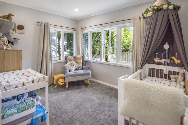 Photo of property in 1/28 Williamson Avenue, Belmont, Auckland, 0622