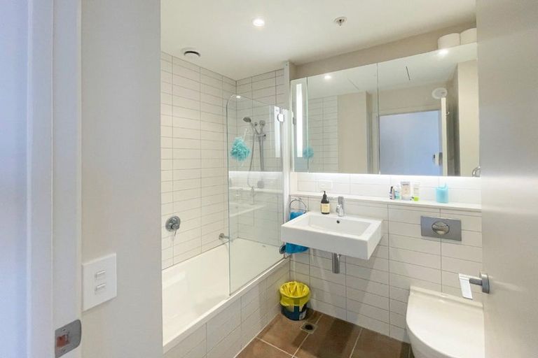 Photo of property in Trinity Apartments, 605/19 College Street, Te Aro, Wellington, 6011