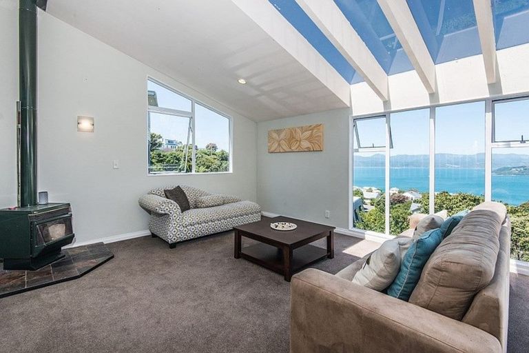 Photo of property in 13 Waru Street, Khandallah, Wellington, 6035