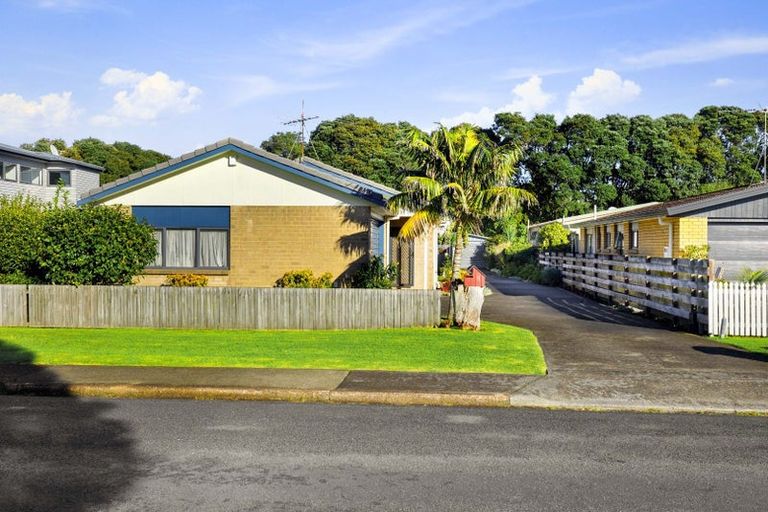 Photo of property in 30d Elizabeth Street, Orewa, 0931