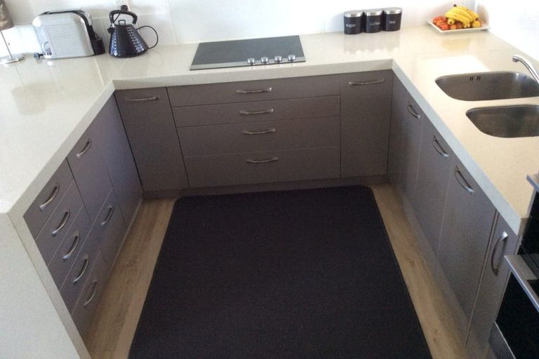 Photo of property in 15 Upland Street, Brookfield, Tauranga, 3110