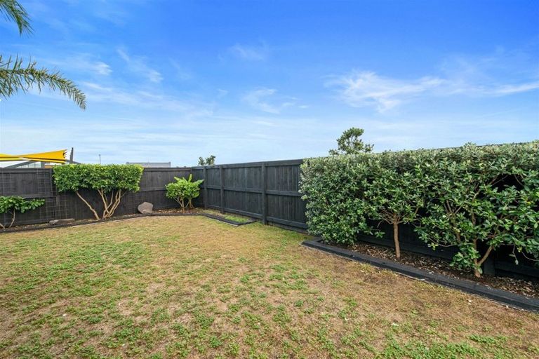 Photo of property in 120 The Boulevard, Papamoa Beach, Papamoa, 3118