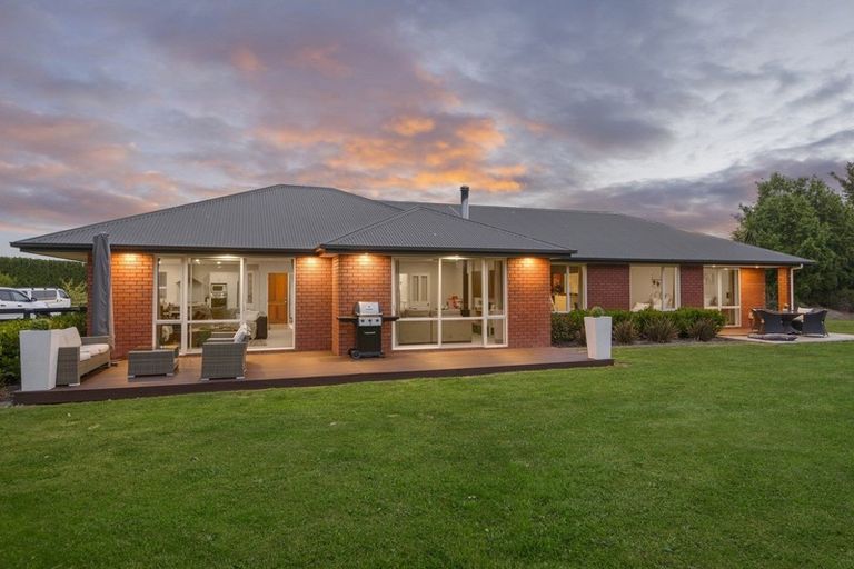 Photo of property in 1798 Tram Road, Swannanoa, Rangiora, 7475