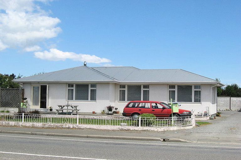 Photo of property in 165b Ohoka Road, Kaiapoi, 7630
