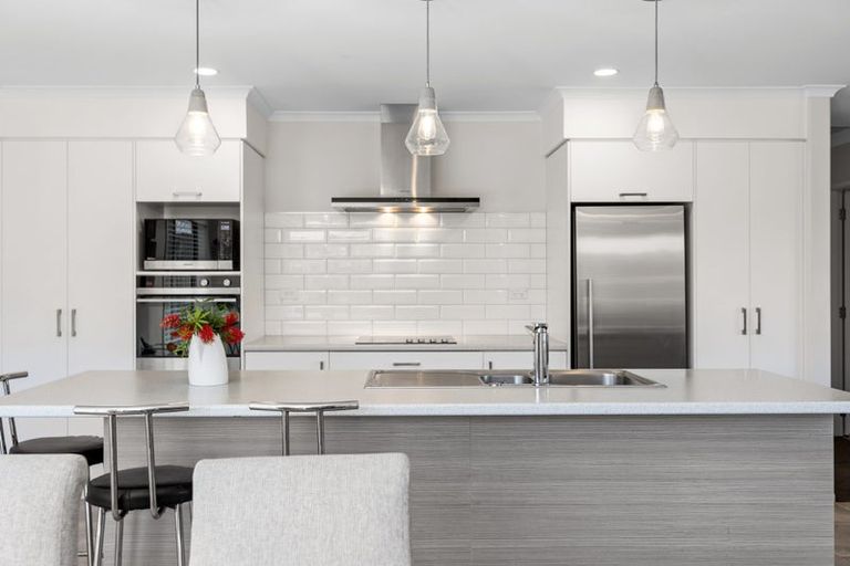 Photo of property in 10 Montia Close, Papamoa Beach, Papamoa, 3118