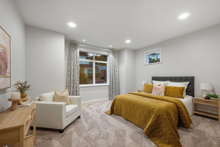 Photo of property in 51 Blacks Road, Greenhithe, Auckland, 0632