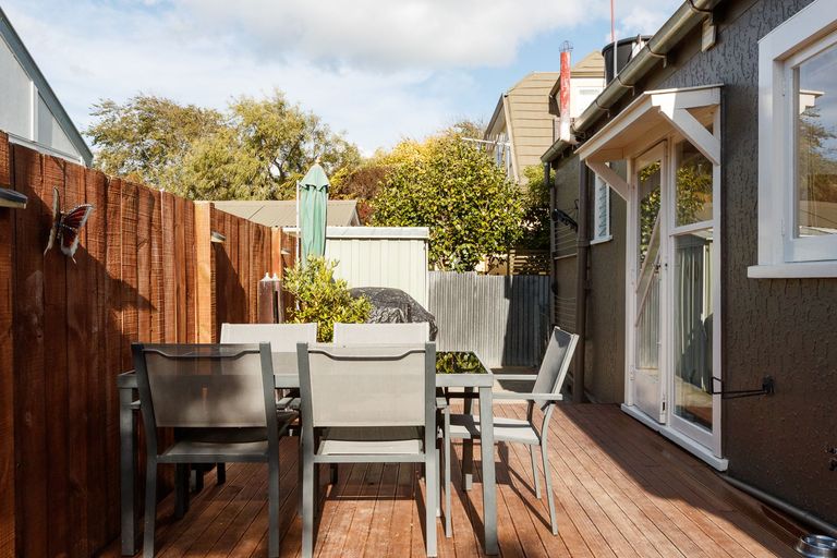Photo of property in 23 Ngaio Street, West End, Palmerston North, 4412