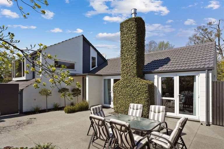 Photo of property in 1/18 Coldstream Court, Ilam, Christchurch, 8041