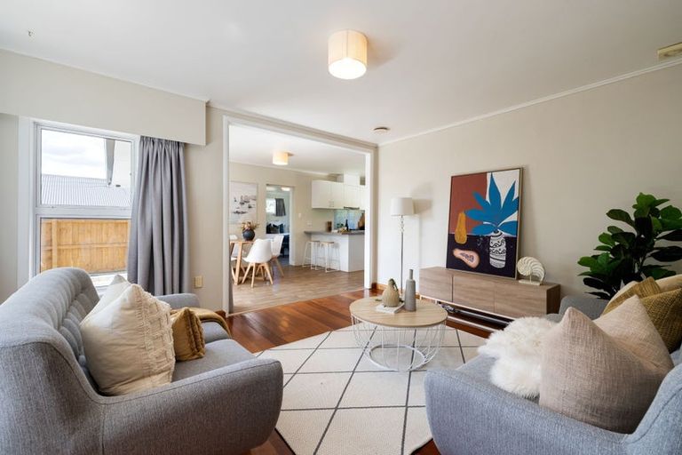 Photo of property in 19 Mabian Crescent, Deanwell, Hamilton, 3206