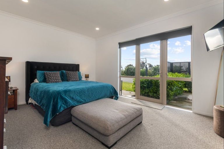 Photo of property in 72 Aranui Road, Kairanga, Palmerston North, 4475