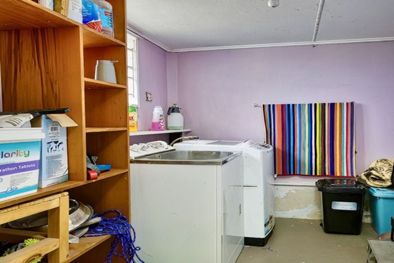 Photo of property in 139 Riverbend Road, Onekawa, Napier, 4110