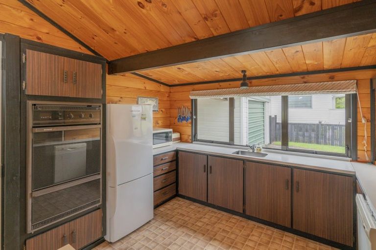 Photo of property in 37 Jubilee Drive, Pauanui, Hikuai, 3579