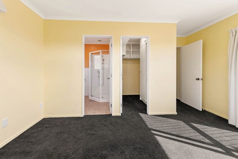 Photo of property in 19 Duggan Drive, Owhata, Rotorua, 3010