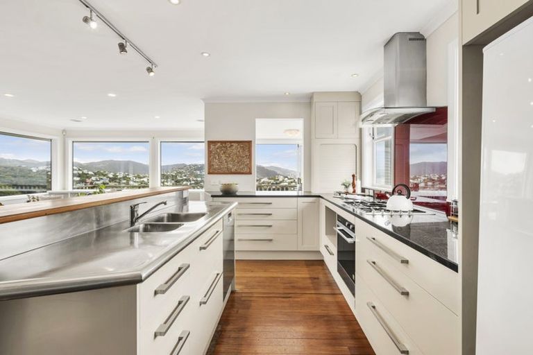 Photo of property in 4 Karepa Street, Brooklyn, Wellington, 6021