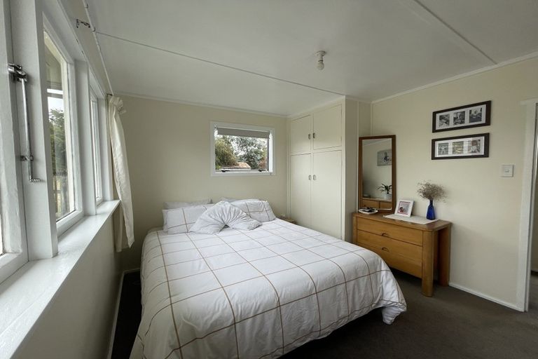 Photo of property in 4 George Street, Clinton, 9534