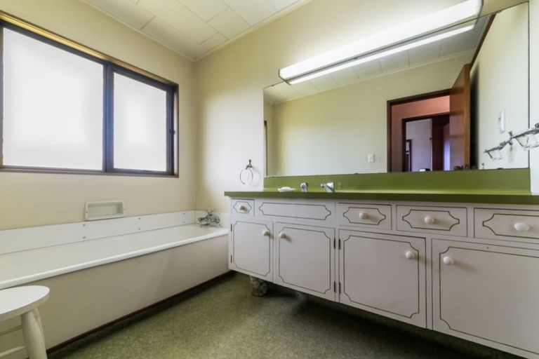 Photo of property in 43a Chambers Street, Havelock North, 4130