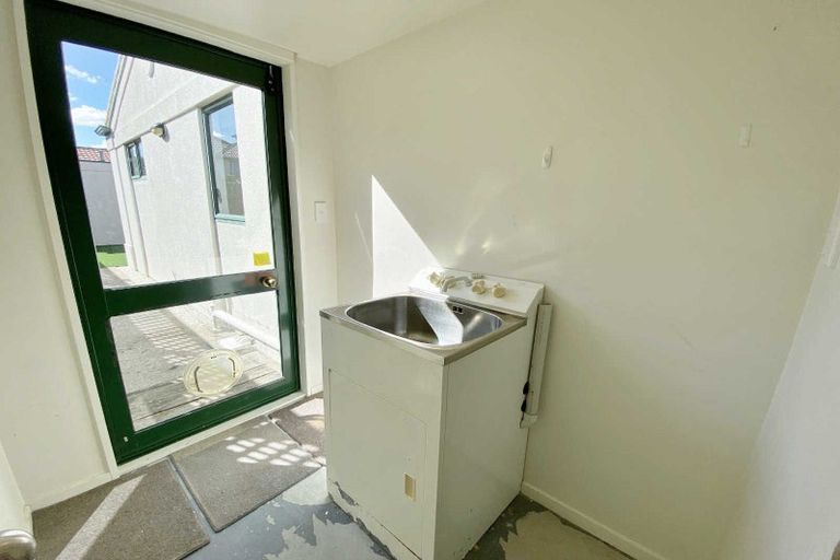 Photo of property in 1/8 Elizabeth Street, Riccarton, Christchurch, 8011