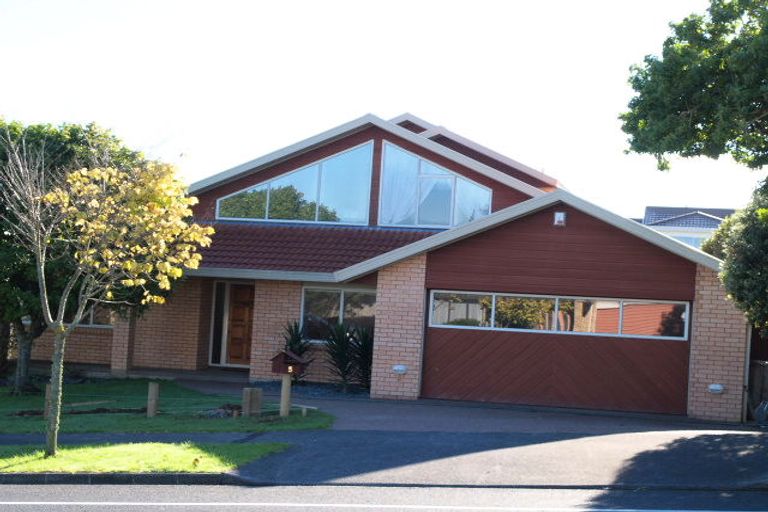 Photo of property in 5 Kilimanjaro Drive, Northpark, Auckland, 2013