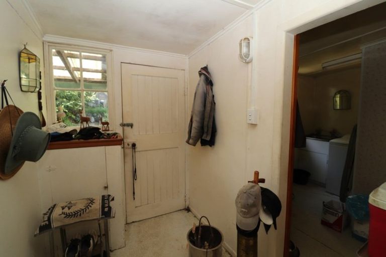 Photo of property in 304 Karaka Road, Thames, 3500