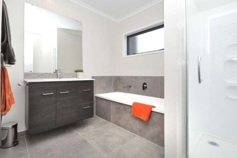 Photo of property in 168 Hobsonville Point Road, Hobsonville, Auckland, 0616