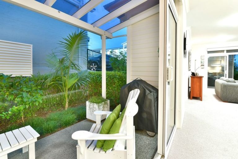 Photo of property in 14 Plantation Terrace, Orewa, 0931