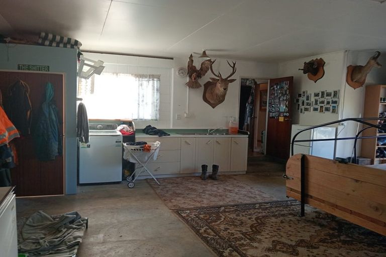 Photo of property in 5 Papatotara Road, Tuatapere, 9620