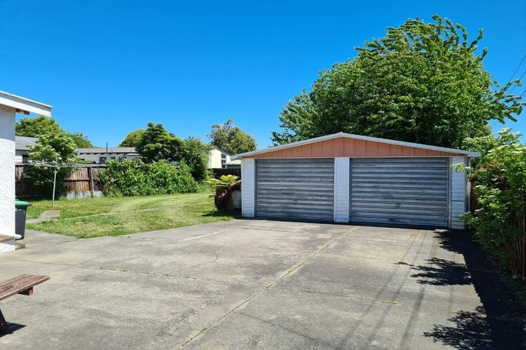 Photo of property in 31 Highsted Road, Bishopdale, Christchurch, 8053