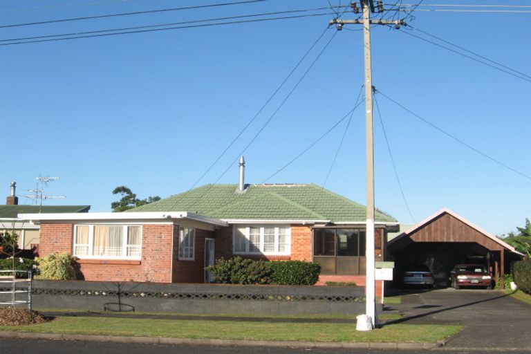 Photo of property in 37 Gloucester Road, Manurewa, Auckland, 2102