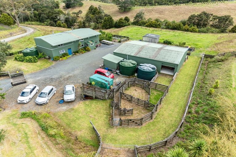 Photo of property in 135 Central Road, Mareretu, Maungaturoto, 0571