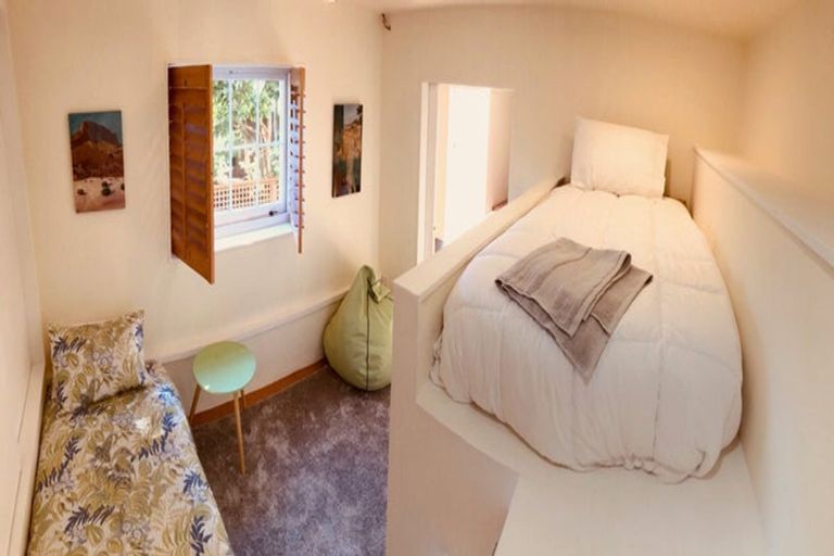 Photo of property in 8 Rutland Street, Picton, 7220